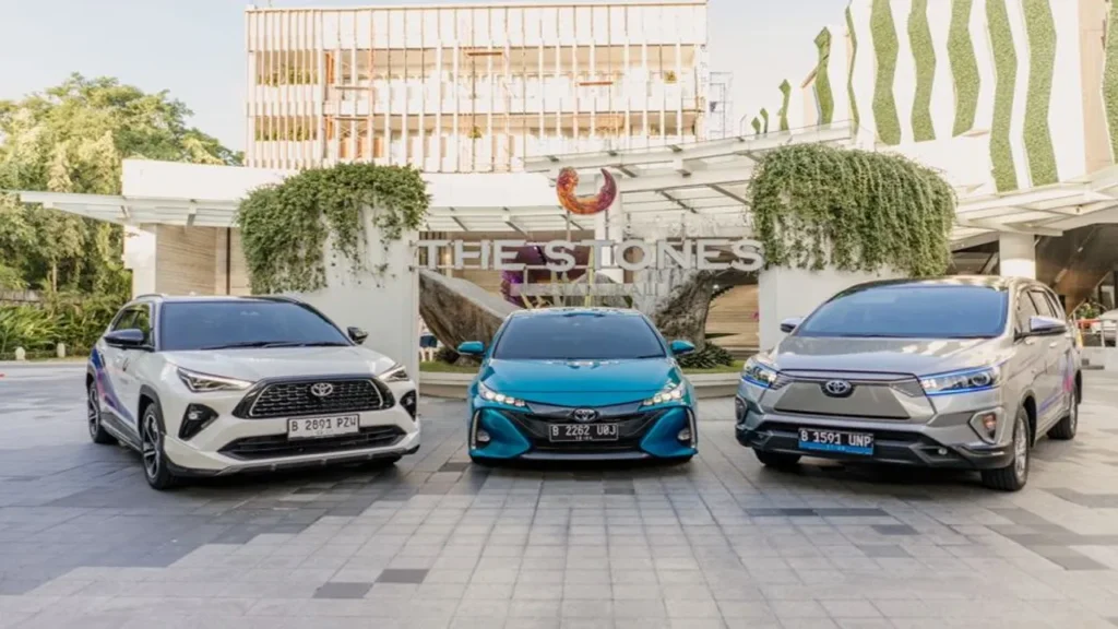Kolaborasi The Stones Hotel Legian Bali dan PT Toyota Meluncurkan Layanan Mobilitas Listrik