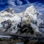 Ilmuwan Temukan 2 Gunung yang 100 Kali Lebih Tinggi dari Everest